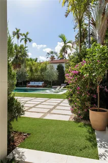 $4,400,000 | 4430 Royal Palm Avenue, Miami Beach, FL 33140