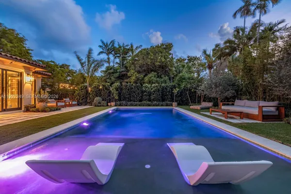 $4,400,000 | 4430 Royal Palm Avenue, Miami Beach, FL 33140