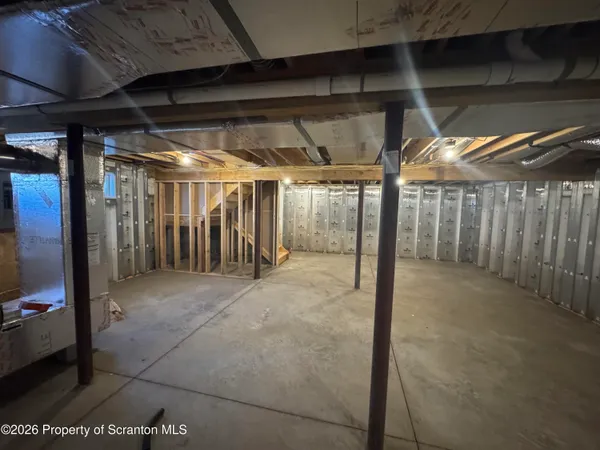 $572,000 | 1139 Jamie Drive, Archbald, PA 18403