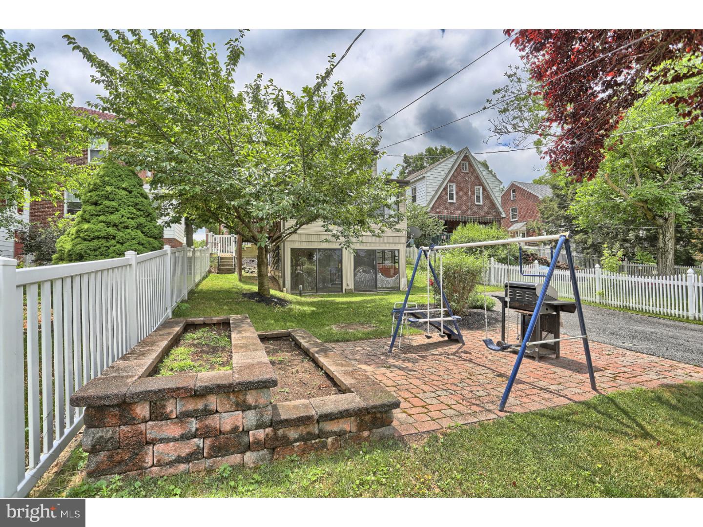 133 Spring Crest Boulevard Sinking Spring, PA 19608 - Photo 22 of 25 Gallery Image 22