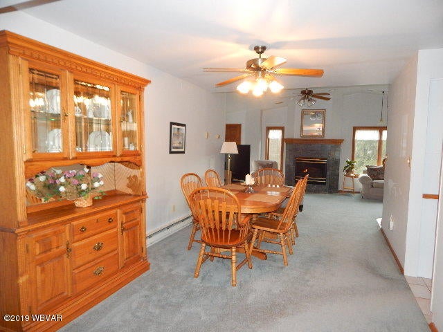 4280 Upper Road Shamokin, PA 17872 - Photo 10 of 62 10 dining room