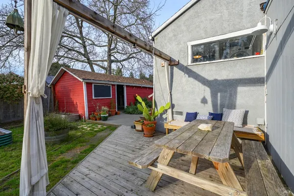 $1,125,000 | 2103 Bodega Avenue, Petaluma, CA 94952