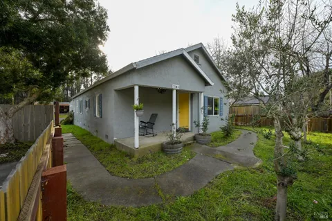 $1,125,000 | 2103 Bodega Avenue, Petaluma, CA 94952
