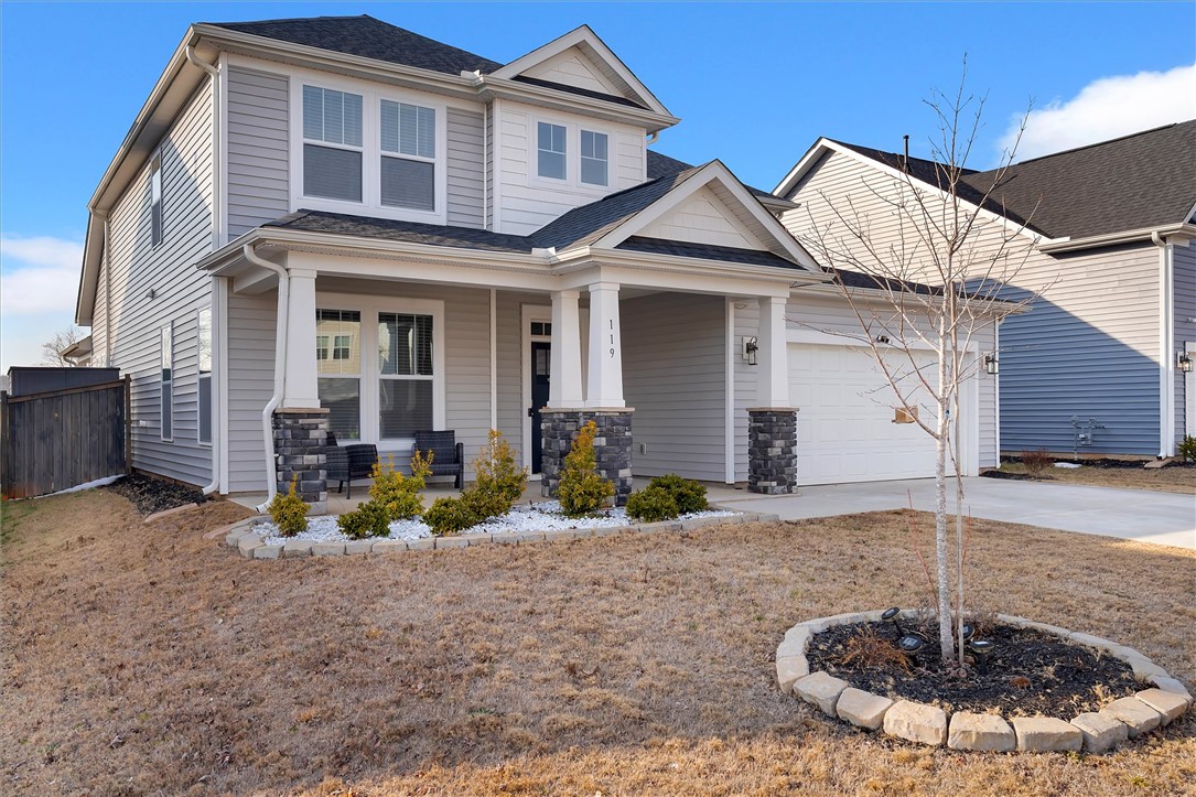119 Whitman Way Easley, SC 29642 - Photo 2 of 32