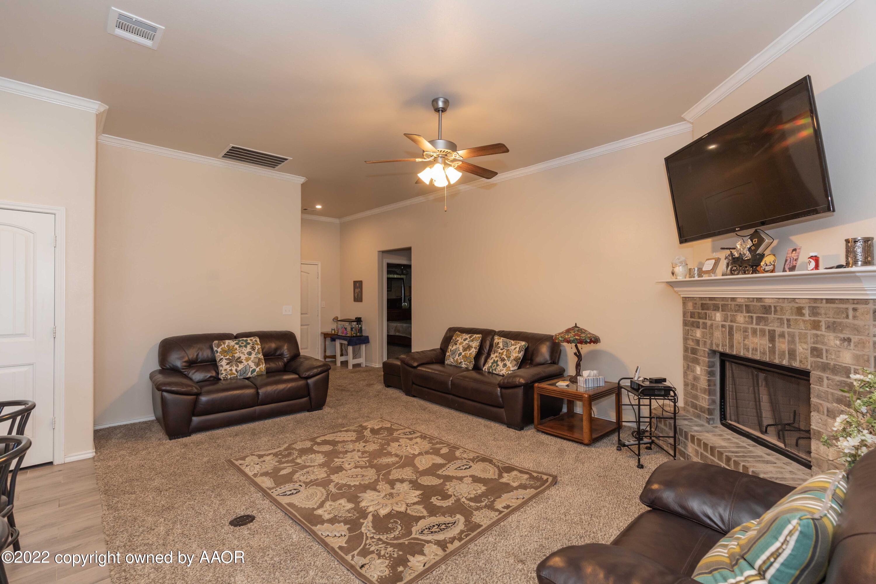 4816 Eberly Street Amarillo, TX 79118 - Photo 6 of 36 LIVING ROOM VIEW 1