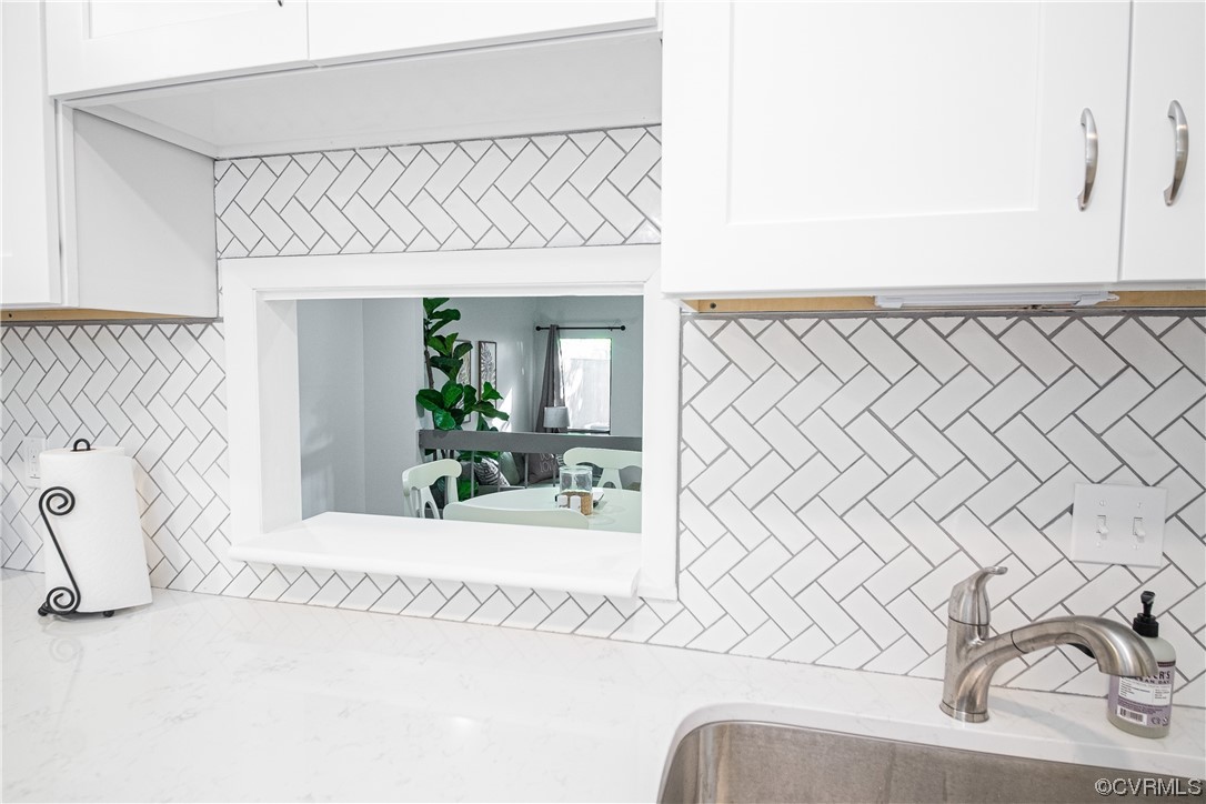 11601 East Briar Patch Drive Midlothian, VA 23113 - Photo 15 of 50 a view of a living room
