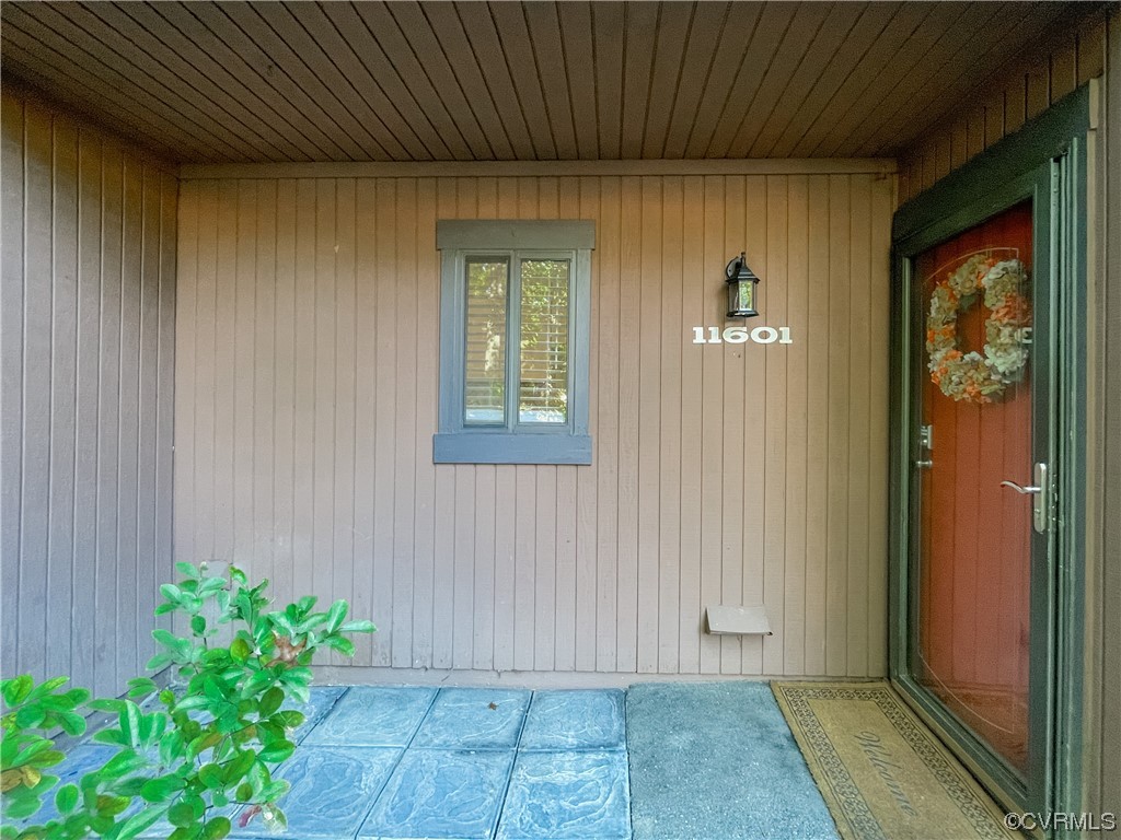 11601 East Briar Patch Drive Midlothian, VA 23113 - Photo 7 of 50 a view of outdoor space and garden view