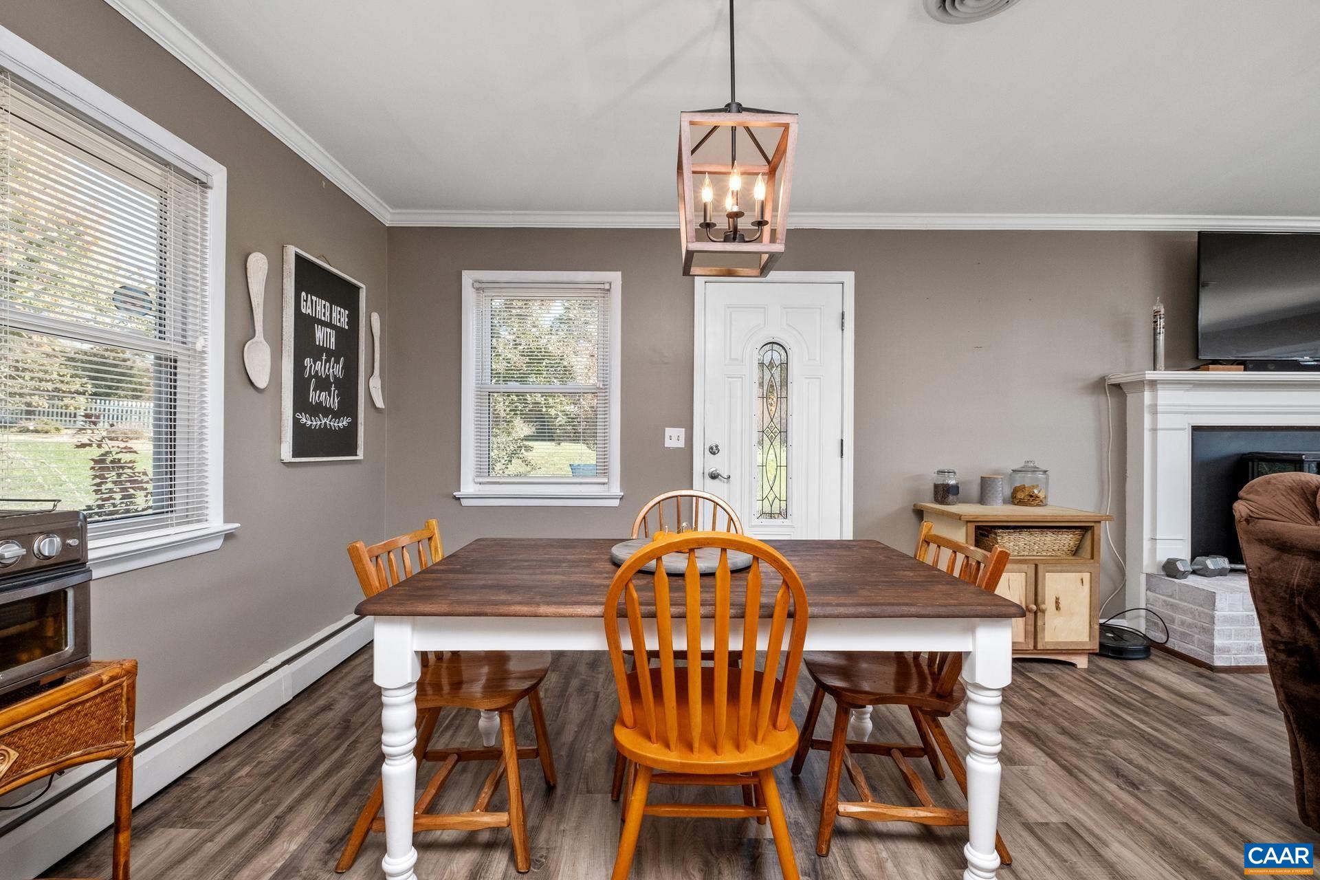 879 Shawnee Road Waynesboro, VA 22980 - Photo 11 of 40 Gallery Image 11