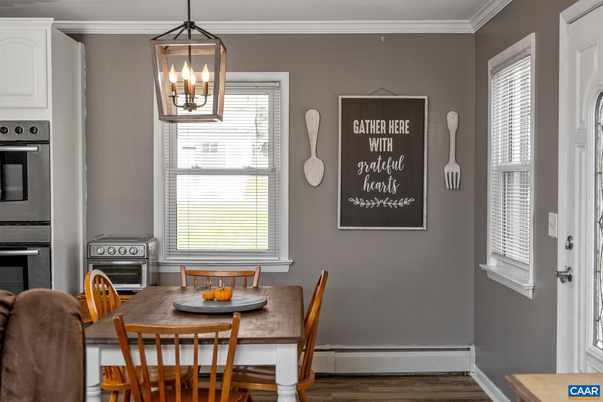 879 Shawnee Road Waynesboro, VA 22980 - Photo 12 of 40 Gallery Image 12