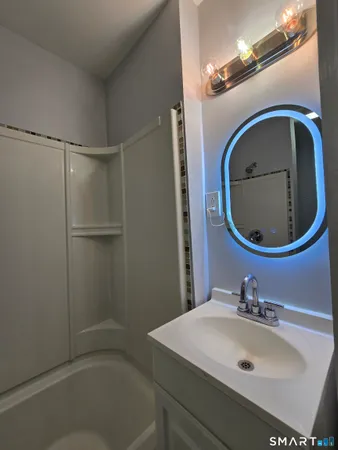 $2,100 | 38 Beverly Avenue, Waterbury, CT 06704