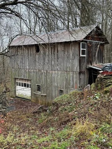 $349,900 | 192 Fox Farm Hill Road, Susquehanna, PA 18847