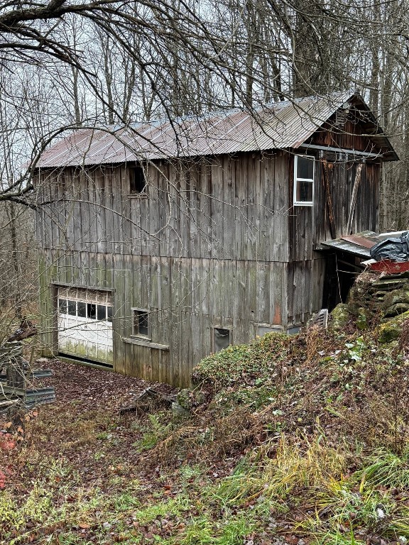192 Fox Farm Hill Road Susquehanna, PA 18847 - Photo 6 of 37