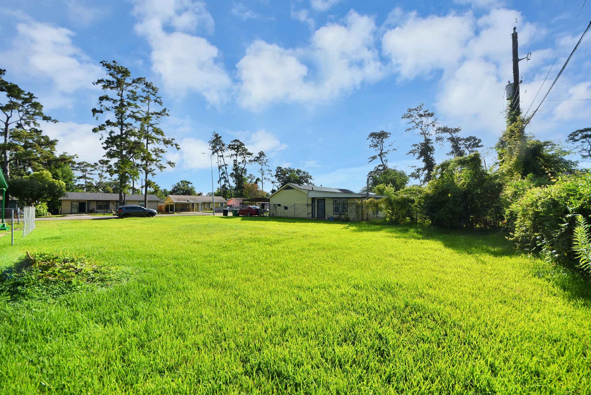 6514 Mohawk Street Houston, TX 77016 - Photo 2 of 7