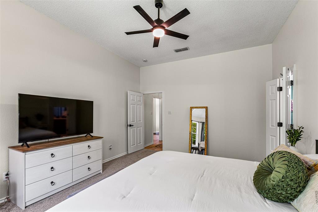1526 Shadow Run Weatherford, TX 76086 - Photo 20 of 40