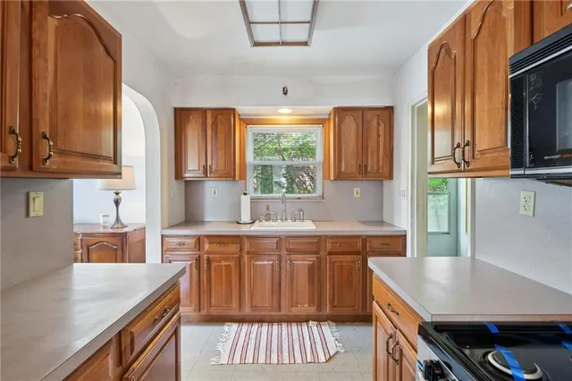 $719,000 | 150 Heathcote Road, Elmont, NY 11003