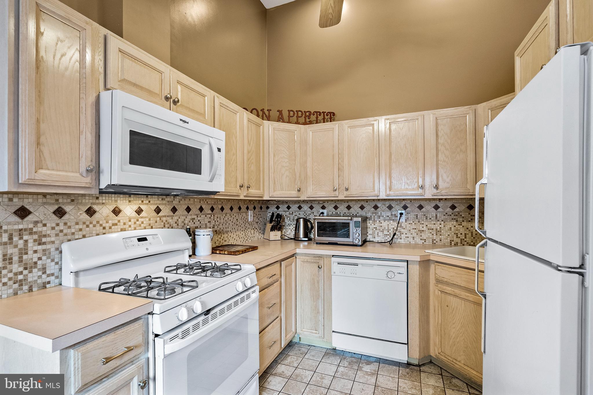 507 Valmore Road Fairless Hills, PA 19030 - Photo 11 of 40 Gallery Image 11