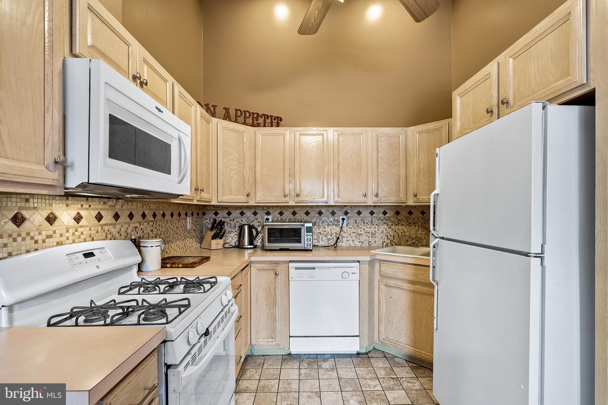 507 Valmore Road Fairless Hills, PA 19030 - Photo 12 of 40 Gallery Image 12