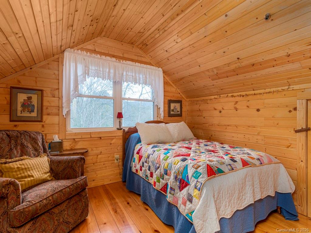 635 Rustic Heights Road Waynesville, NC 28785 - Photo 15 of 27