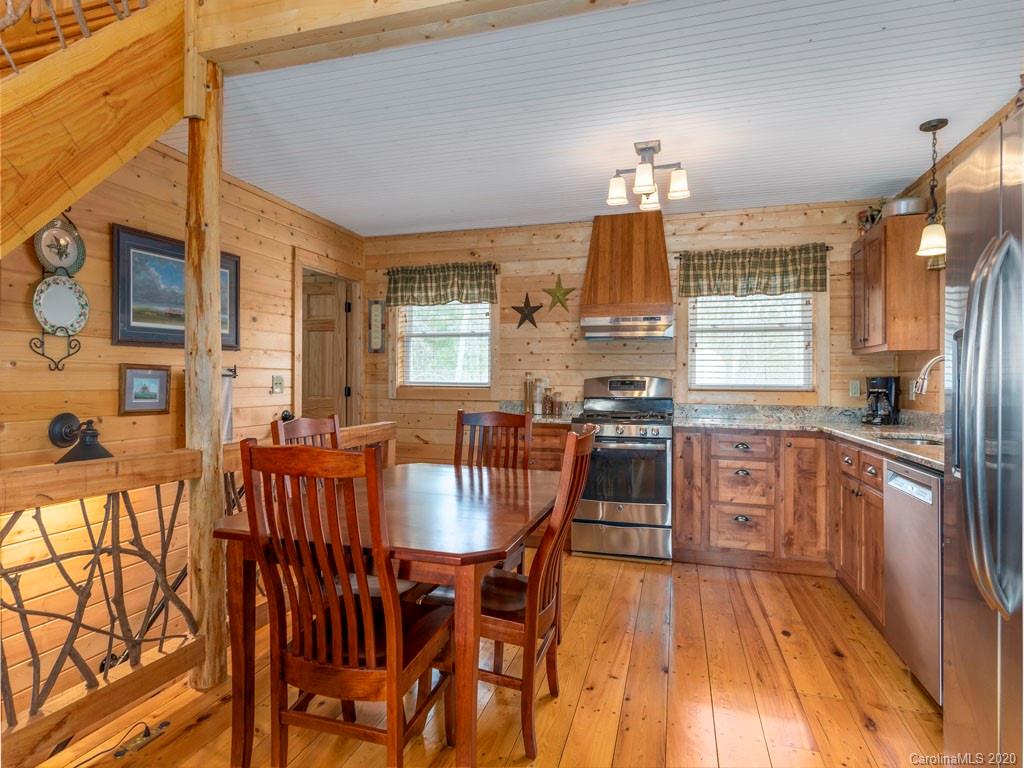 635 Rustic Heights Road Waynesville, NC 28785 - Photo 7 of 27