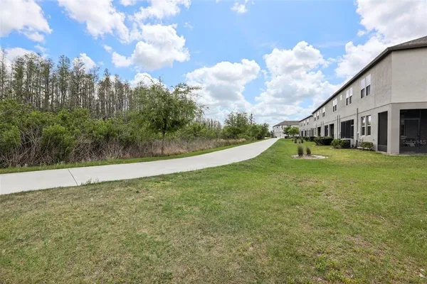 $319,000 | 32010 Blue Passing Loop, Wesley Chapel, FL 33545