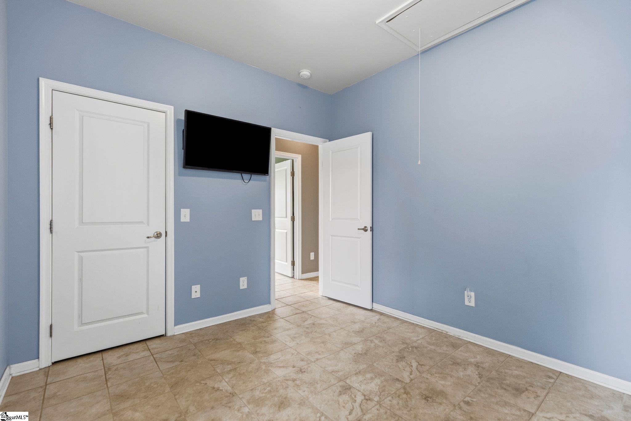 300 Bucklebury Road Greer, SC 29651 - Photo 34 of 48