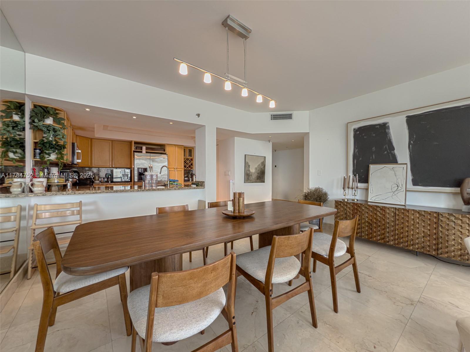 520 Brickell Key Drive, Unit A905 Miami, FL 33131 - Photo 6 of 29