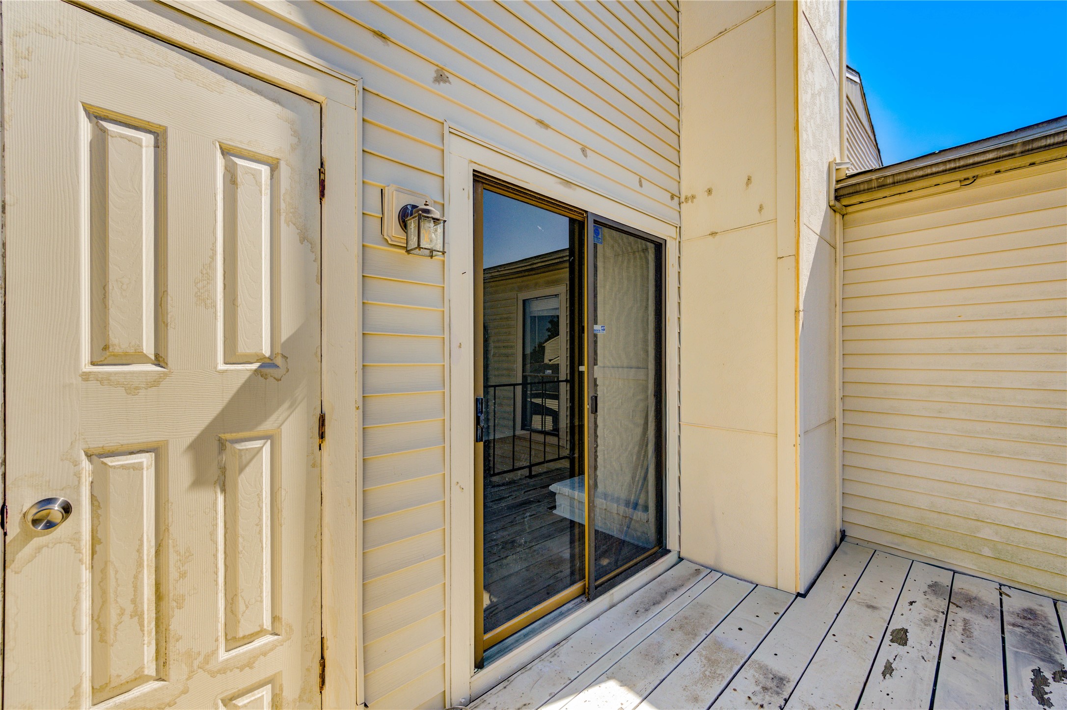 6401 Deihl Road, Unit 505 Houston, TX 77092 - Photo 18 of 35 a view of front door of house