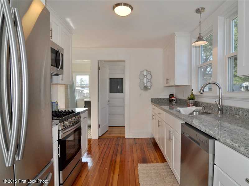 46 Landon Road Warwick, RI 02888 - Photo 6 of 25 Kitchen.