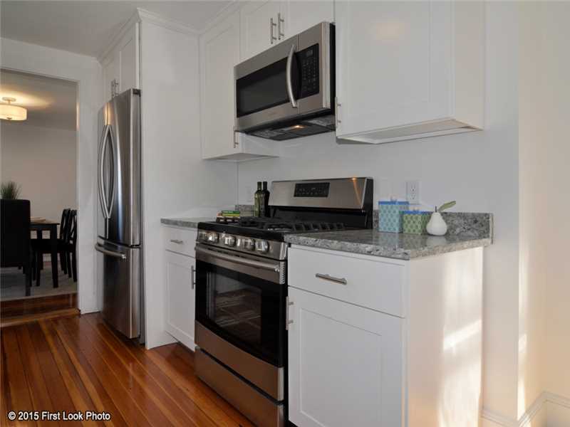46 Landon Road Warwick, RI 02888 - Photo 7 of 25 Kitchen.