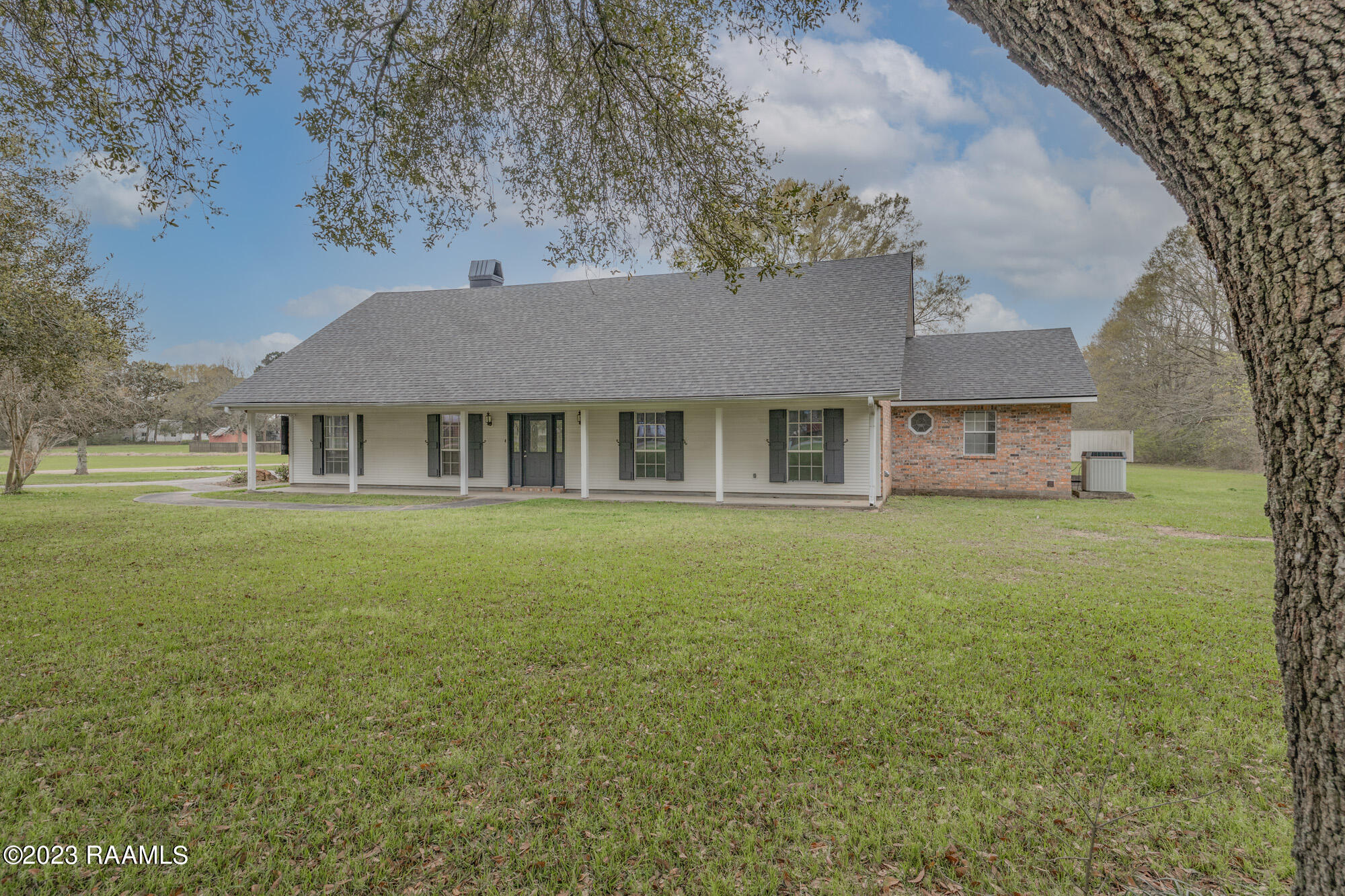 420 Austin Road Youngsville, LA 70592 - Photo 2 of 41 Front Of House 1_2