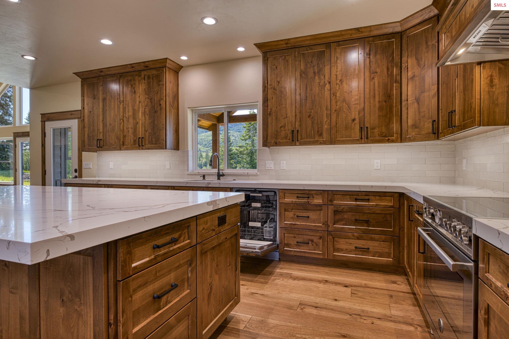 4450 Dufort Road Sagle, ID 83860 - Photo 15 of 81 Gallery Image 15