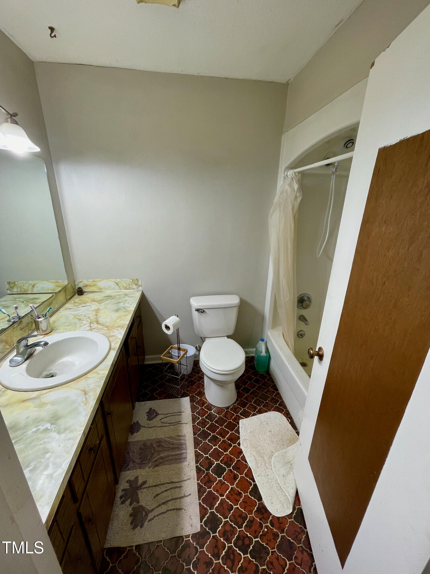 10600 Sauls Road Raleigh, NC 27603 - Photo 11 of 14 Bathroom 1