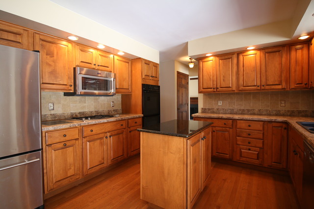 1673 North 2501st Road Ottawa, IL 61350 - Photo 2 of 21