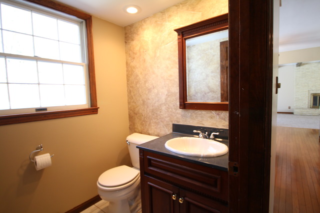 1673 North 2501st Road Ottawa, IL 61350 - Photo 17 of 21