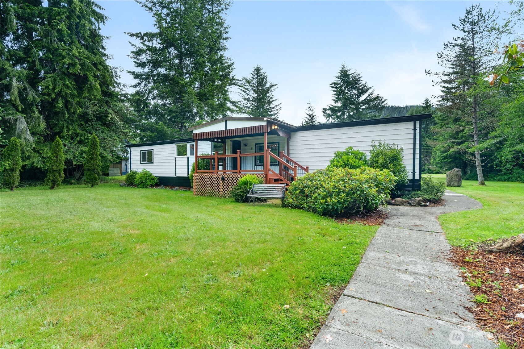 5450 Highway 101 Humptulips, WA 98552 - Photo 2 of 39