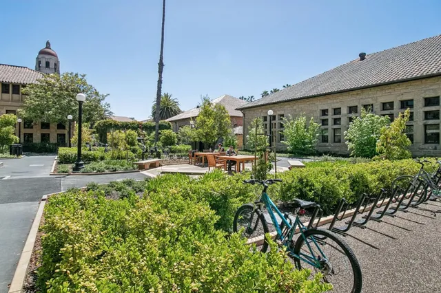 $4,988,000 | 2200 St Francis Drive, Palo Alto, CA 94303