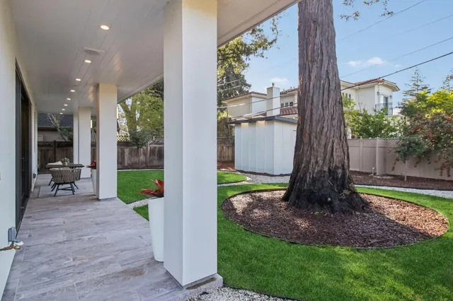 $4,988,000 | 2200 St Francis Drive, Palo Alto, CA 94303