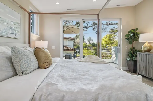 $4,988,000 | 2200 St Francis Drive, Palo Alto, CA 94303