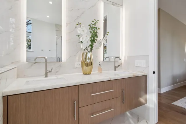 $4,988,000 | 2200 St Francis Drive, Palo Alto, CA 94303