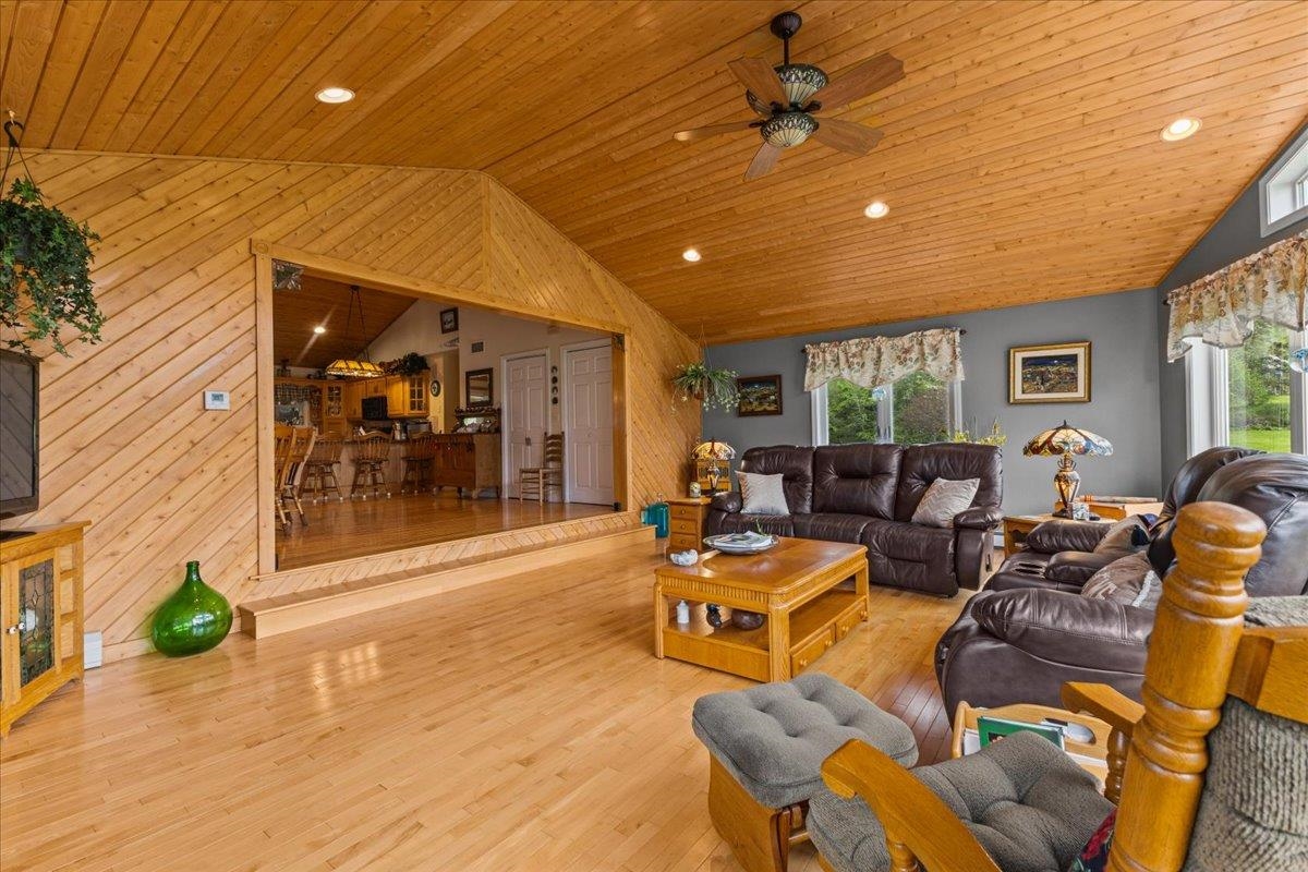 348 Maple Ridge Coventry, VT 05855 - Photo 12 of 32