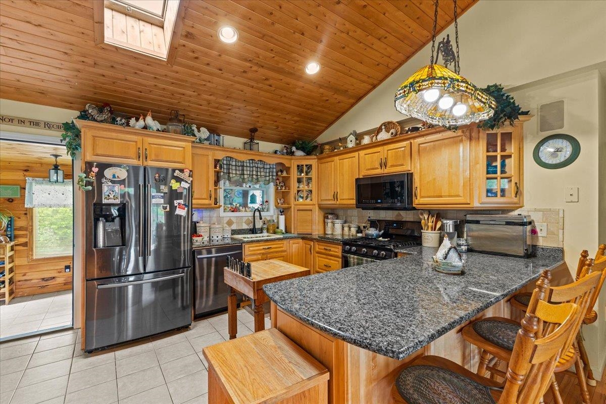 348 Maple Ridge Coventry, VT 05855 - Photo 8 of 32