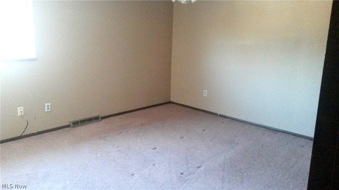 5219 Cline Road, Unit D Kent, OH 44240 - Photo 10 of 13 Gallery Image 10