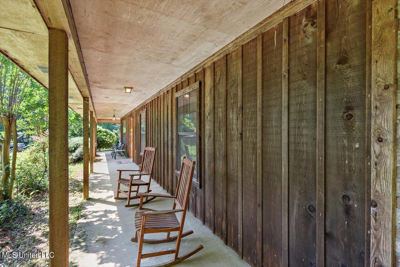 3527 Pardue Road Raymond, MS 39154 - Photo 4 of 59 04-3527 Pardue Rd