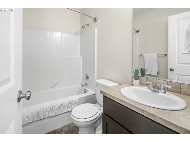 $438,000 | 12942 Southeast 155th Avenue, Happy Valley, OR 97086