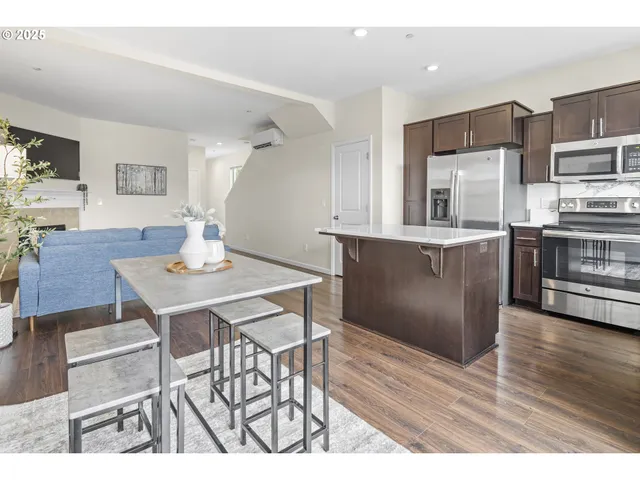 $438,000 | 12942 Southeast 155th Avenue, Happy Valley, OR 97086