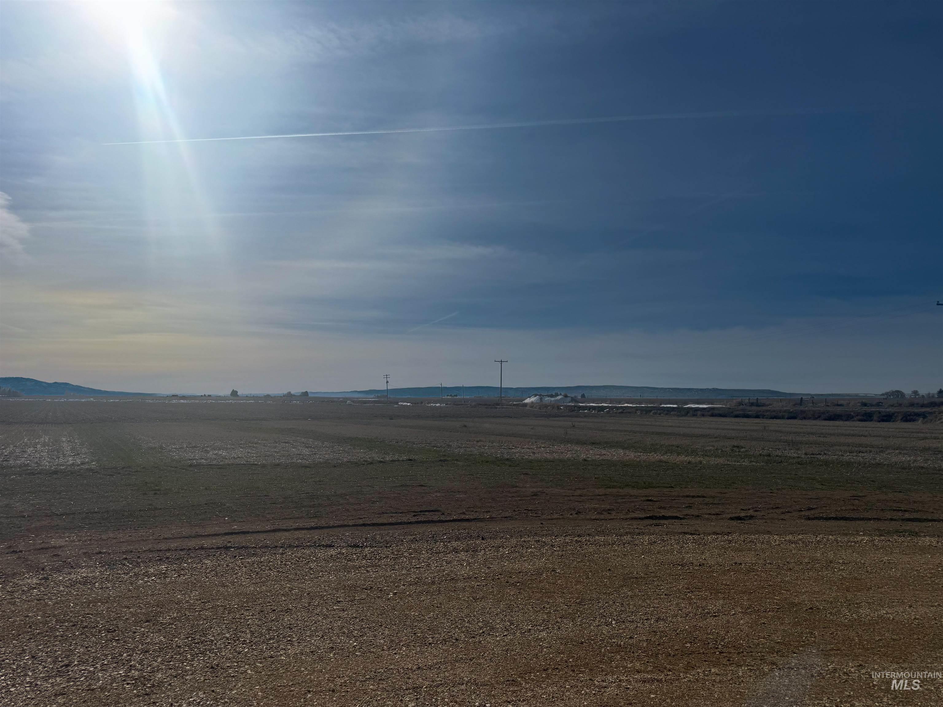 300 South Tbd Burley, ID 83318 - Photo 2 of 3 View of yard with a mountain view