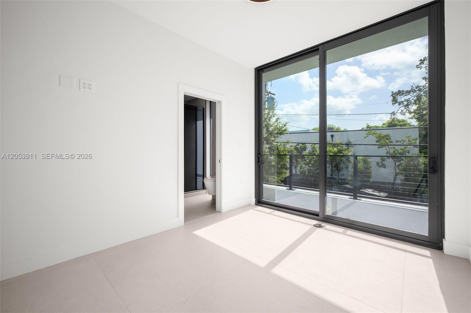 3310 Elizabeth Street Miami, FL 33133 - Photo 13 of 42