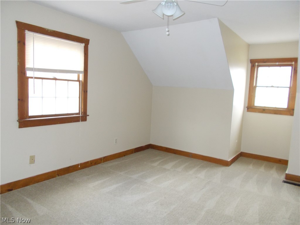 1464 Krumroy Road Akron, OH 44306 - Photo 17 of 35