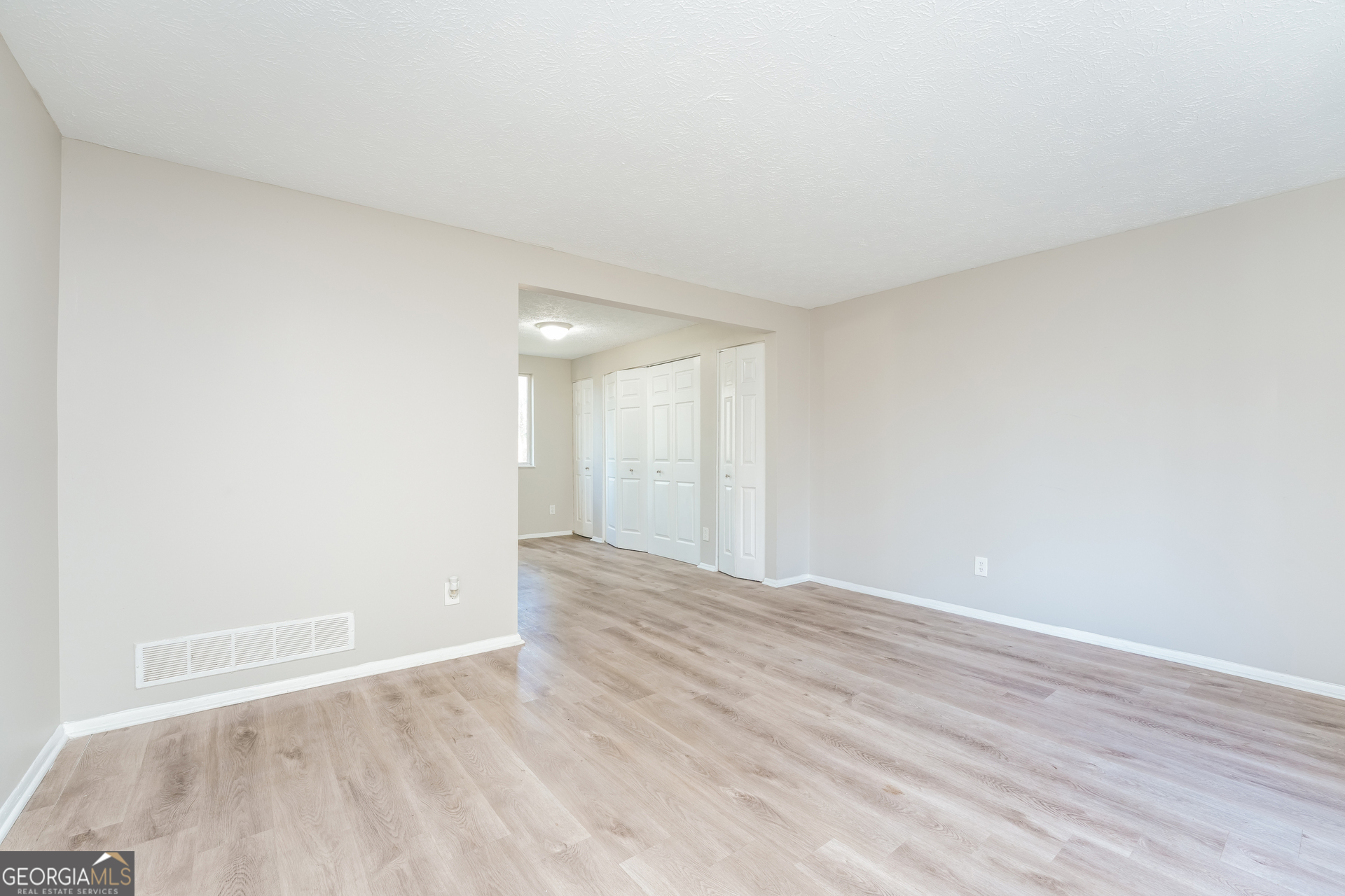 5200 Martins Crossing Road Stone Mountain, GA 30088 - Photo 11 of 23