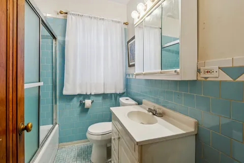 $345,000 | 3025 North Nagle Avenue, Chicago, IL 60634